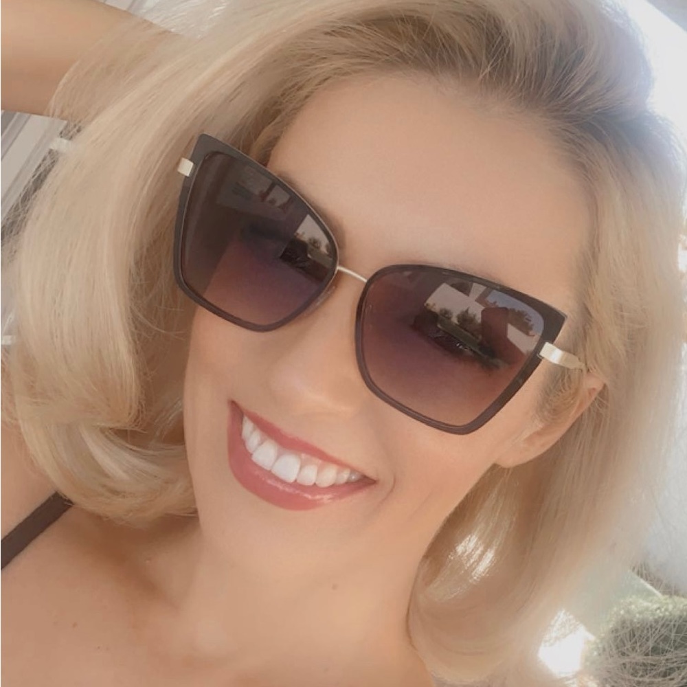 Prive Revaux x Olivia Culpo Jackie Sunglasses